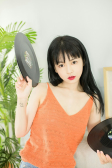 宝贝腿开大点我添添小视频